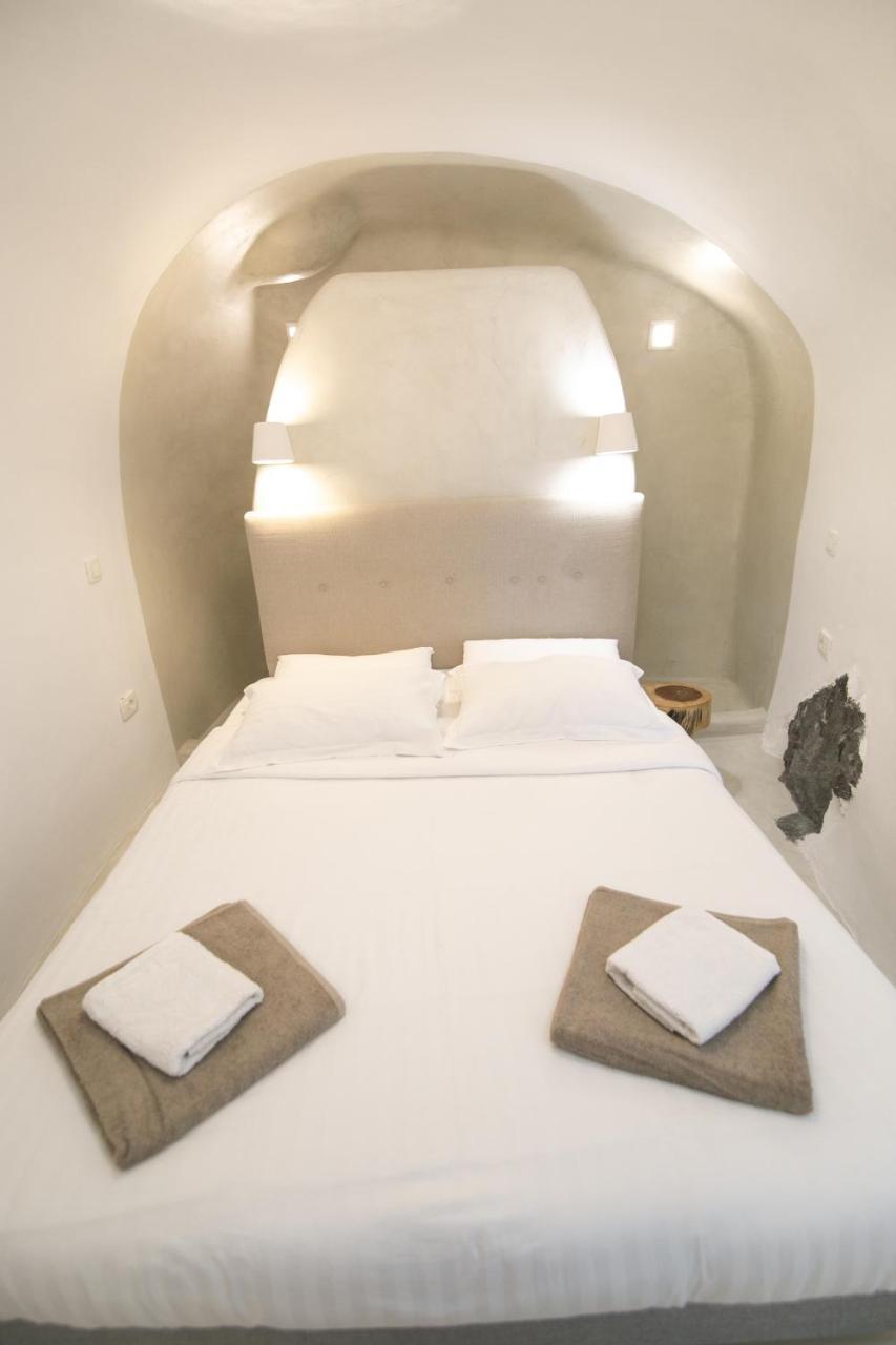 Opsis Cave House Apartment Oia  Bagian luar foto
